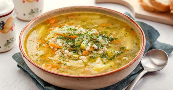 РАССОЛЬНИК С ПЕРЛОВКОЙ