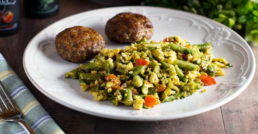 СТРУЧКОВАЯ ФАСОЛЬ С ЯЙЦАМИ
