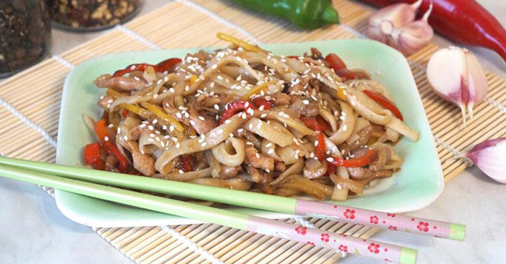 УДОН КУРИНЫЙ С СОУСОМ ТЕРИЯКИ
