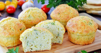 КАБАЧКОВО-СЫРНЫЕ КЕКСЫ